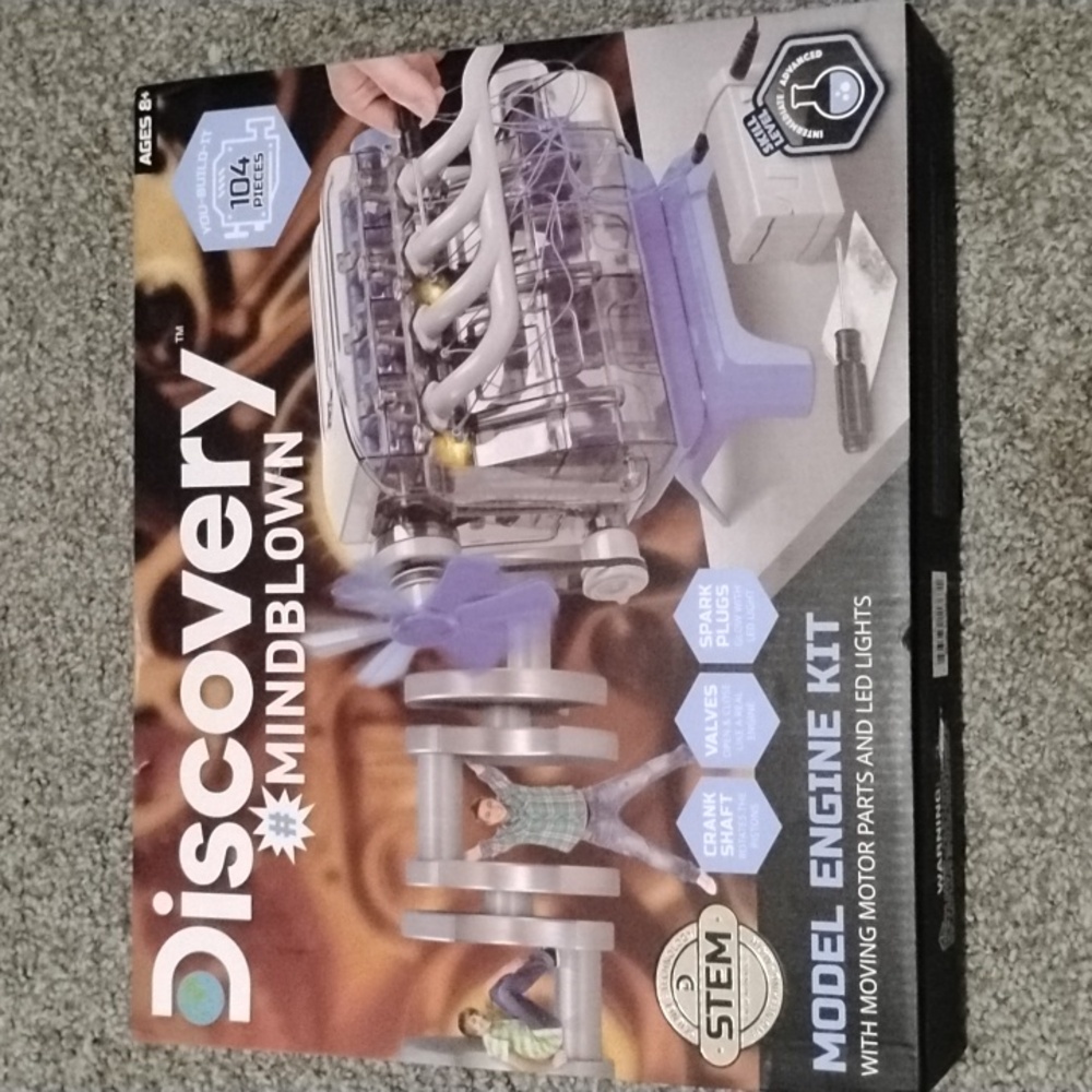 Discovery Mindblown model engine kit